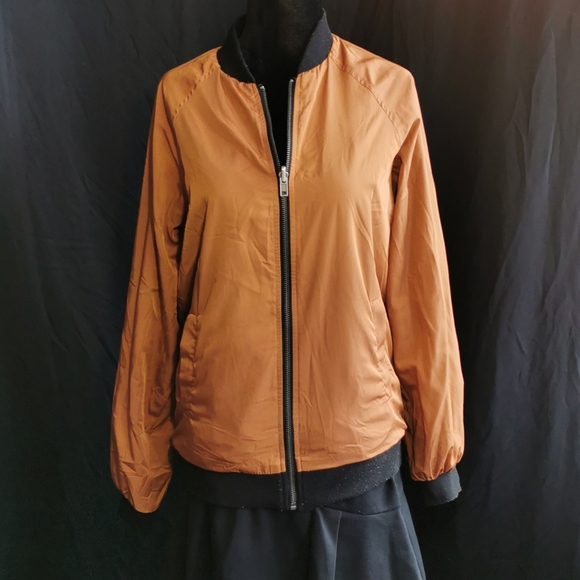 Reversable Jacket - Picture 4 of 4